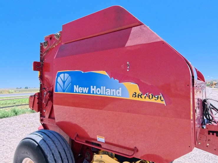 2011-new-holland-br7090-image-65