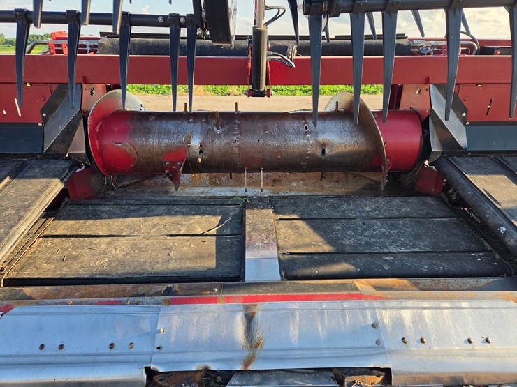 2014-case-ih-3162-image-7