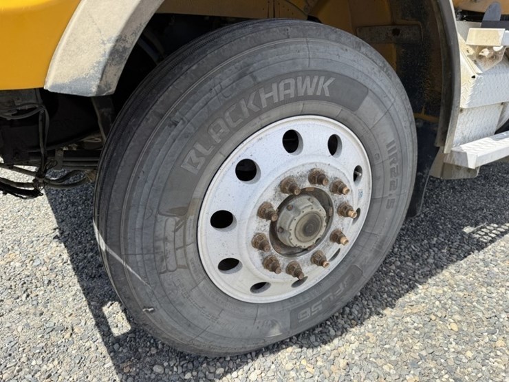 2018-western-star-4900-image-9