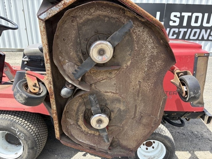 2009-toro-groundsmaster-4000d-image-9