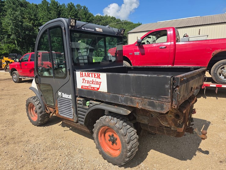bobcat-toolcat-5600-image-3