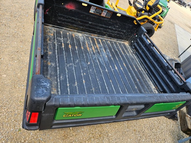 2020-john-deere-2020-image-18