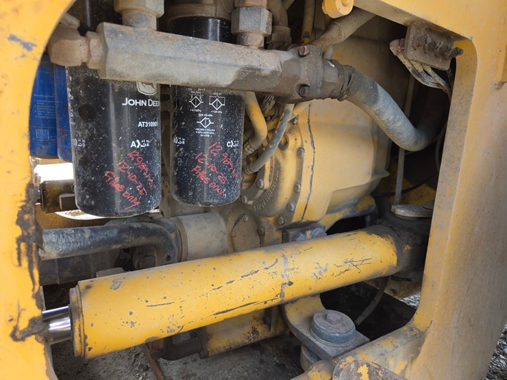 deere-744j-image-33
