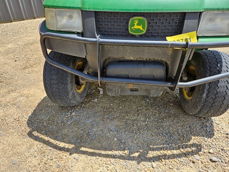 2011-john-deere-gator-image-9