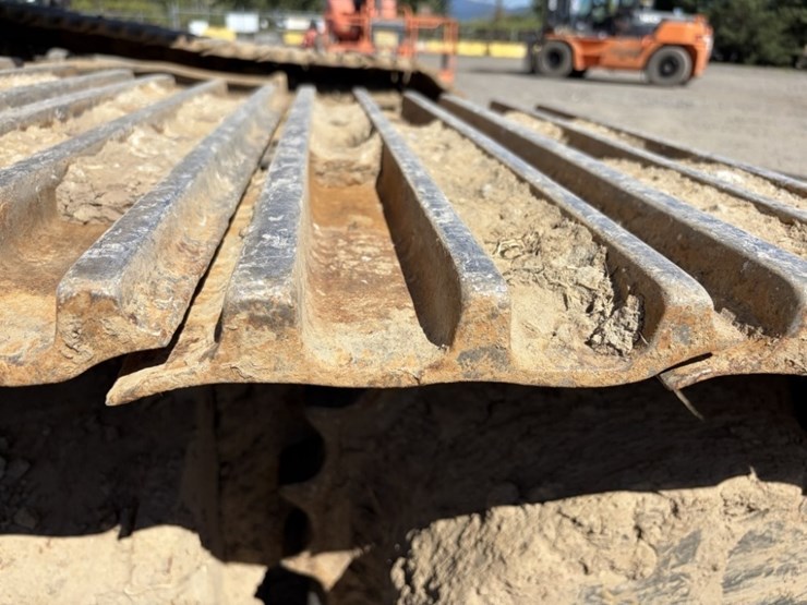 2015-komatsu-pc360-lc-11-image-29