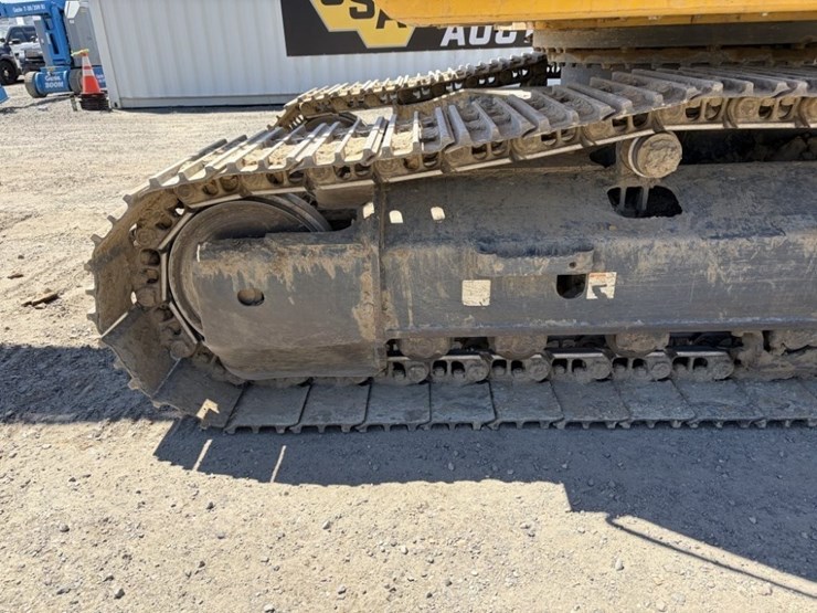 2023-komatsu-pc170lc-11-image-22