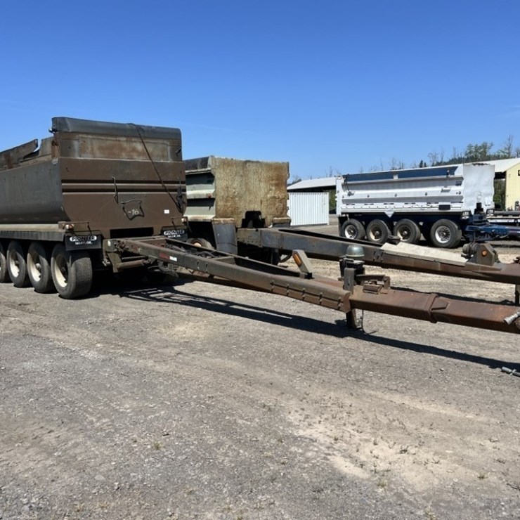 1996 Pioneer Quad-Axle Pup Trailer