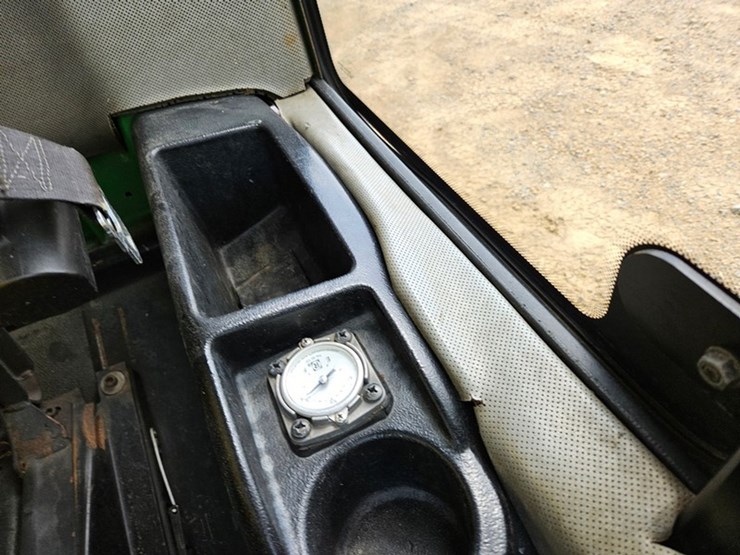 john-deere-1445-image-32