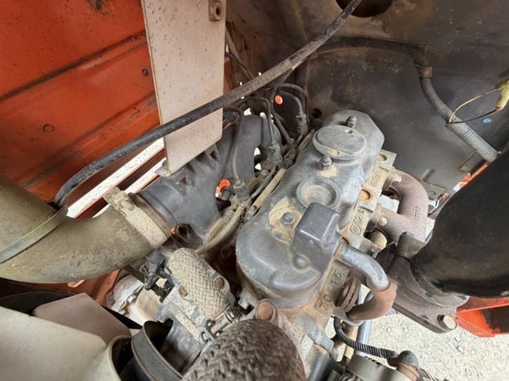 1998-kubota-l2500-image-13