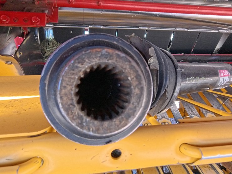 2011-new-holland-br7090-image-79