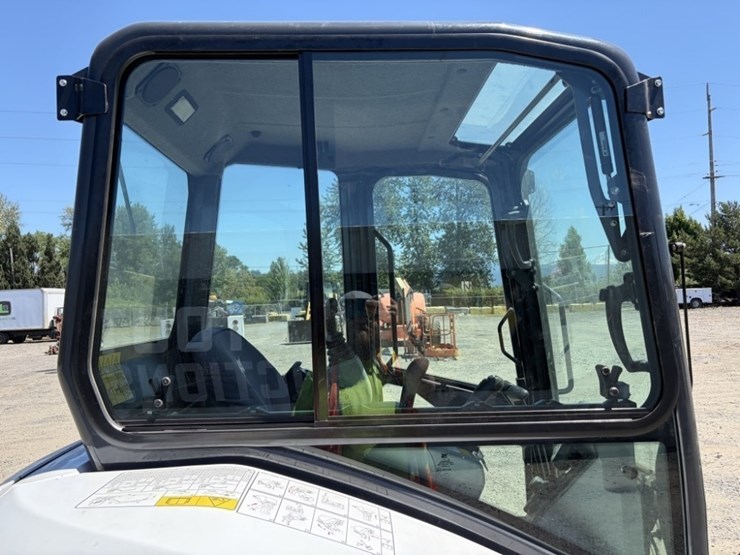 2023-bobcat-e35-image-11