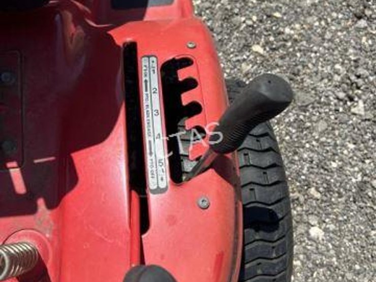 troy-bilt-pony-image-11