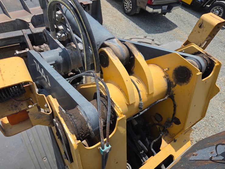 deere-744j-image-25