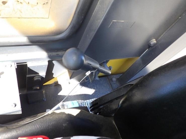 komatsu-pc28uu-image-35