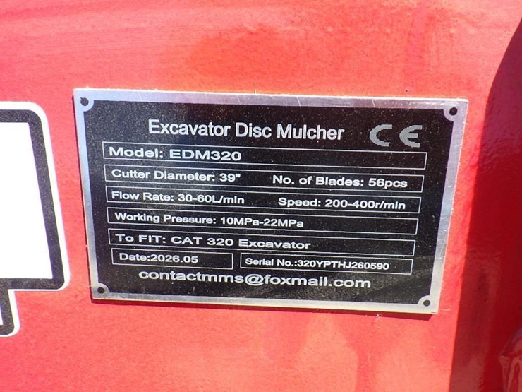 caterpillar-320-image-5