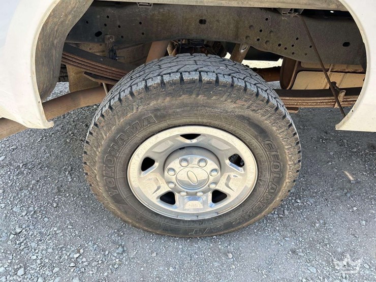 2009-ford-f250-image-26