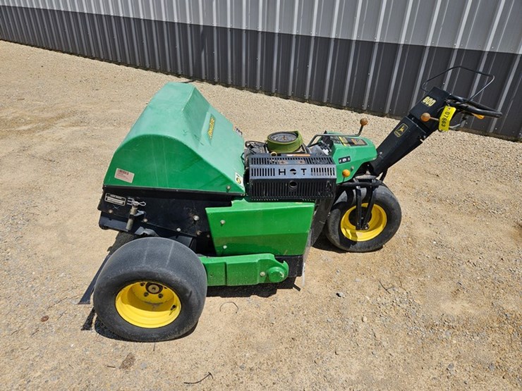 john-deere-800-image-2