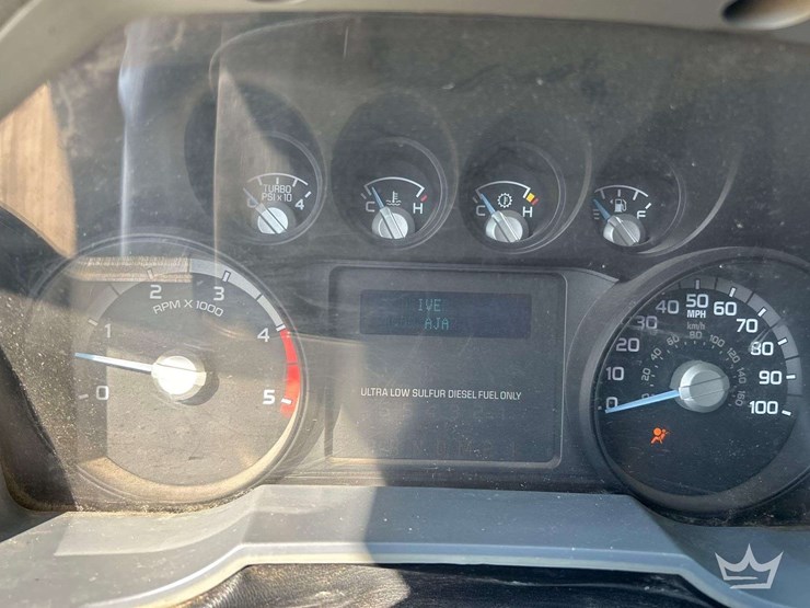 2013-ford-f350-image-13