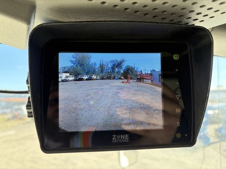 2013-international-durastar-4300-image-38