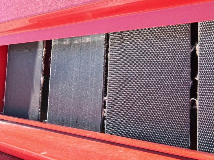 2011-new-holland-br7090-image-54