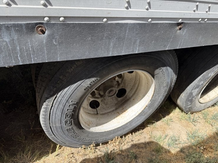 1998-alloy-53'-quad-axle-dry-van-trailer-image-14