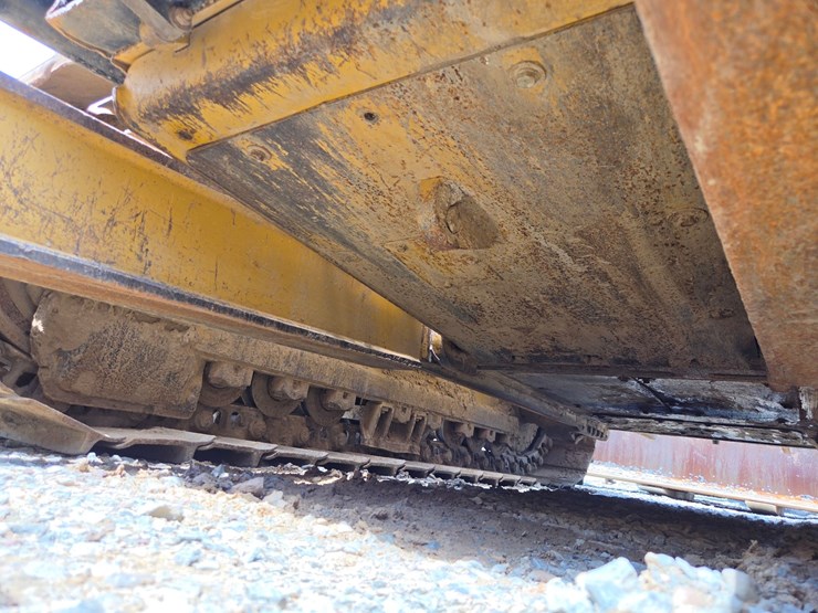 caterpillar-d6-image-34