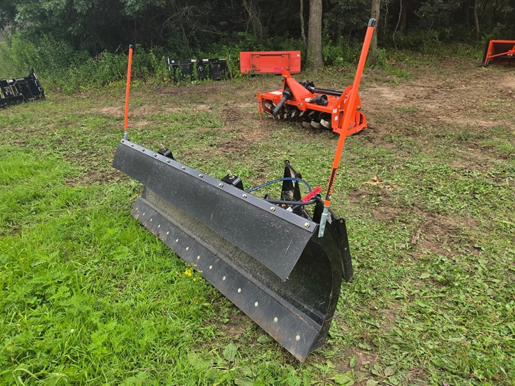 #2429-•-approx.-84"-land-pride-stb1584-plow-attachment-image-1