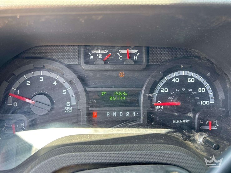 2009-ford-e150-image-13
