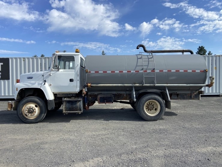 1994-ford-l8000-image-2