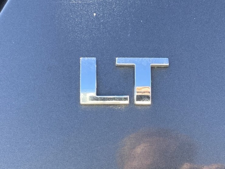 2010-chevrolet-tahoe-lt-image-11