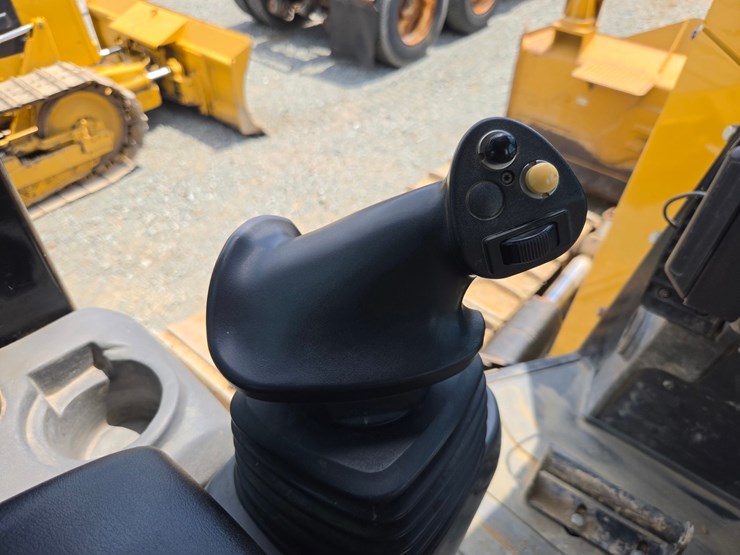 caterpillar-d6-image-41