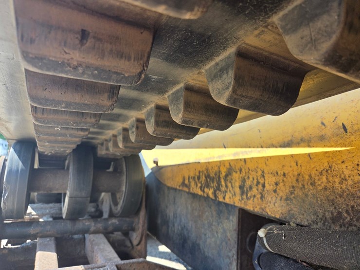 caterpillar-277b-image-39