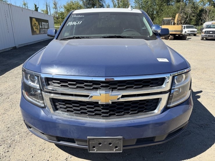 2018-chevrolet-tahoe-image-8