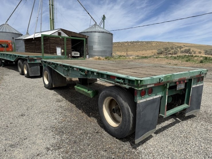 t/a-flatbed-pup-trailer-image-6