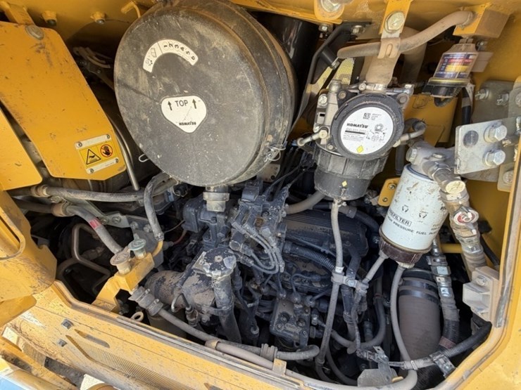 2022-komatsu-d71pxi-24-image-20