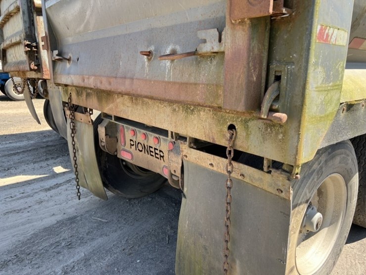 1996-pioneer-quad-axle-pup-trailer-image-24