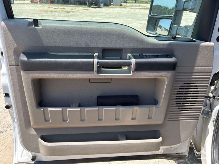 2009-ford-f250-image-11