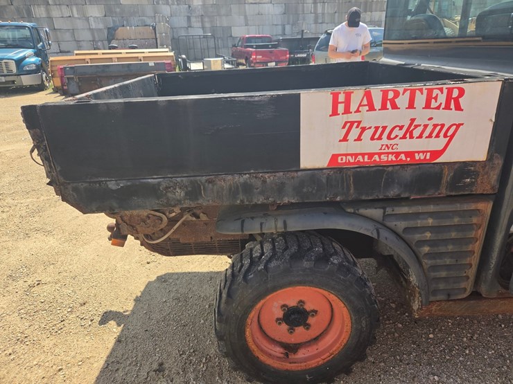 bobcat-toolcat-5600-image-15