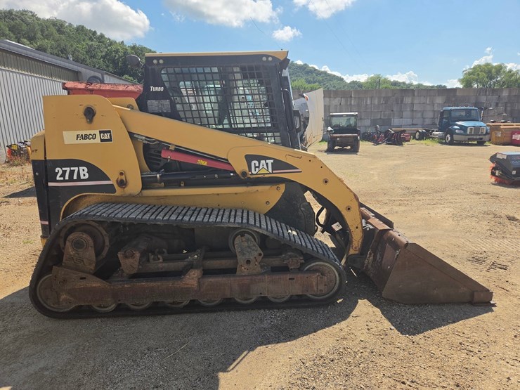 caterpillar-277b-image-6