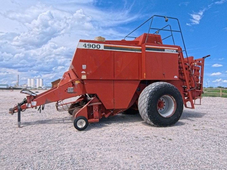 hesston-4900-image-73