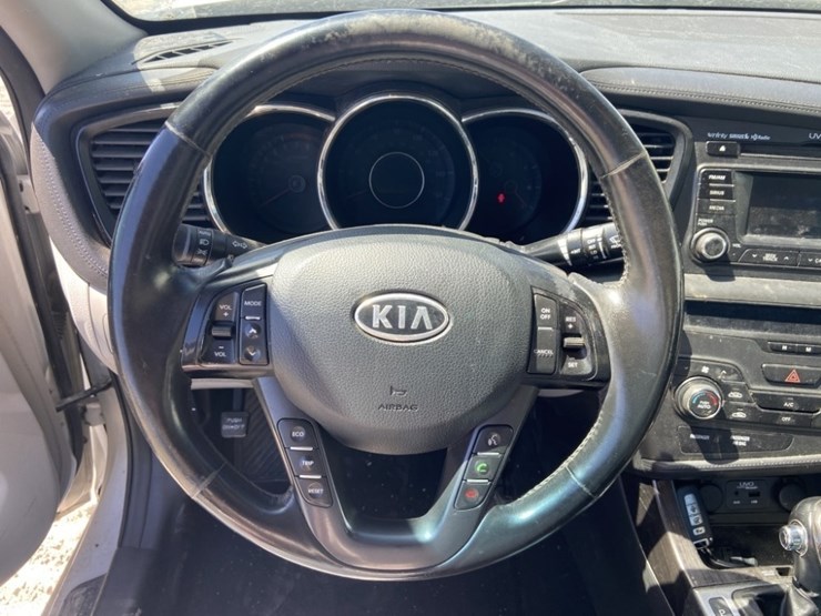 2012-kia-optima-ex-sedan-image-19