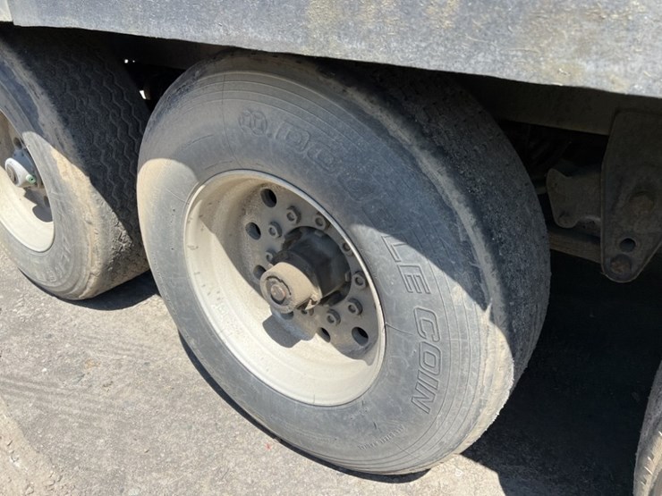 1996-pioneer-quad-axle-pup-trailer-image-21