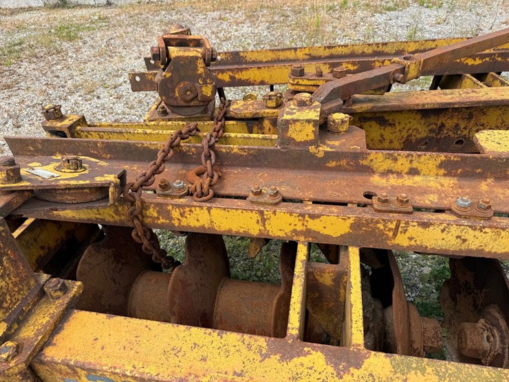 #1440-•-10'-disc-plow-image-17