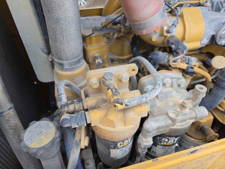 caterpillar-d6-image-21