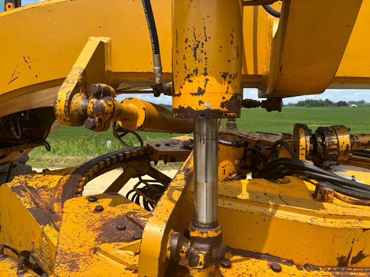 #2249-•-cmi-auto-grader-65-motor-grader-image-14