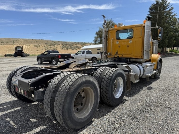 2018-western-star-4900-image-4