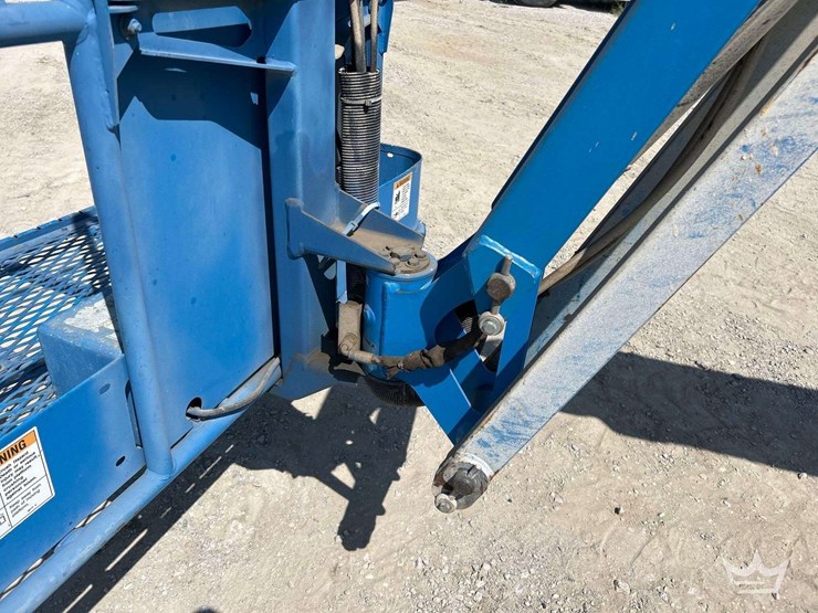 2008-genie-z-34/22-22ft-4x4-articulating-boom-lift-image-14