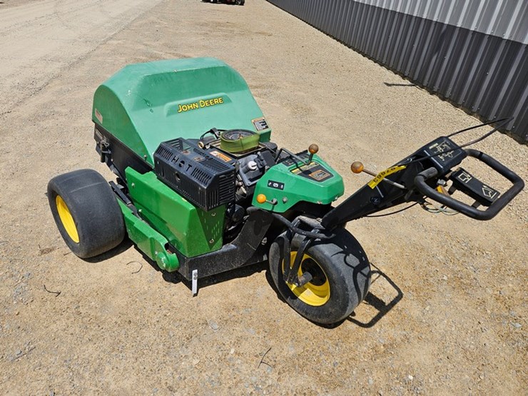john-deere-800-image-3