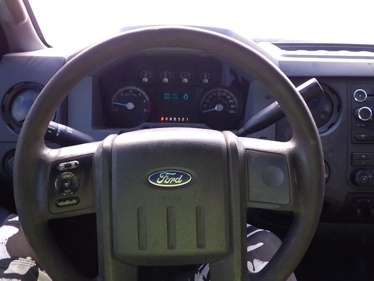 2012-ford-f550-image-31
