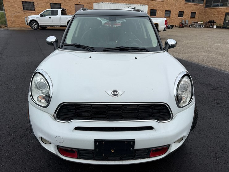 #1439-•-2011-mini-cooper-s-4-door-hatchback-image-8